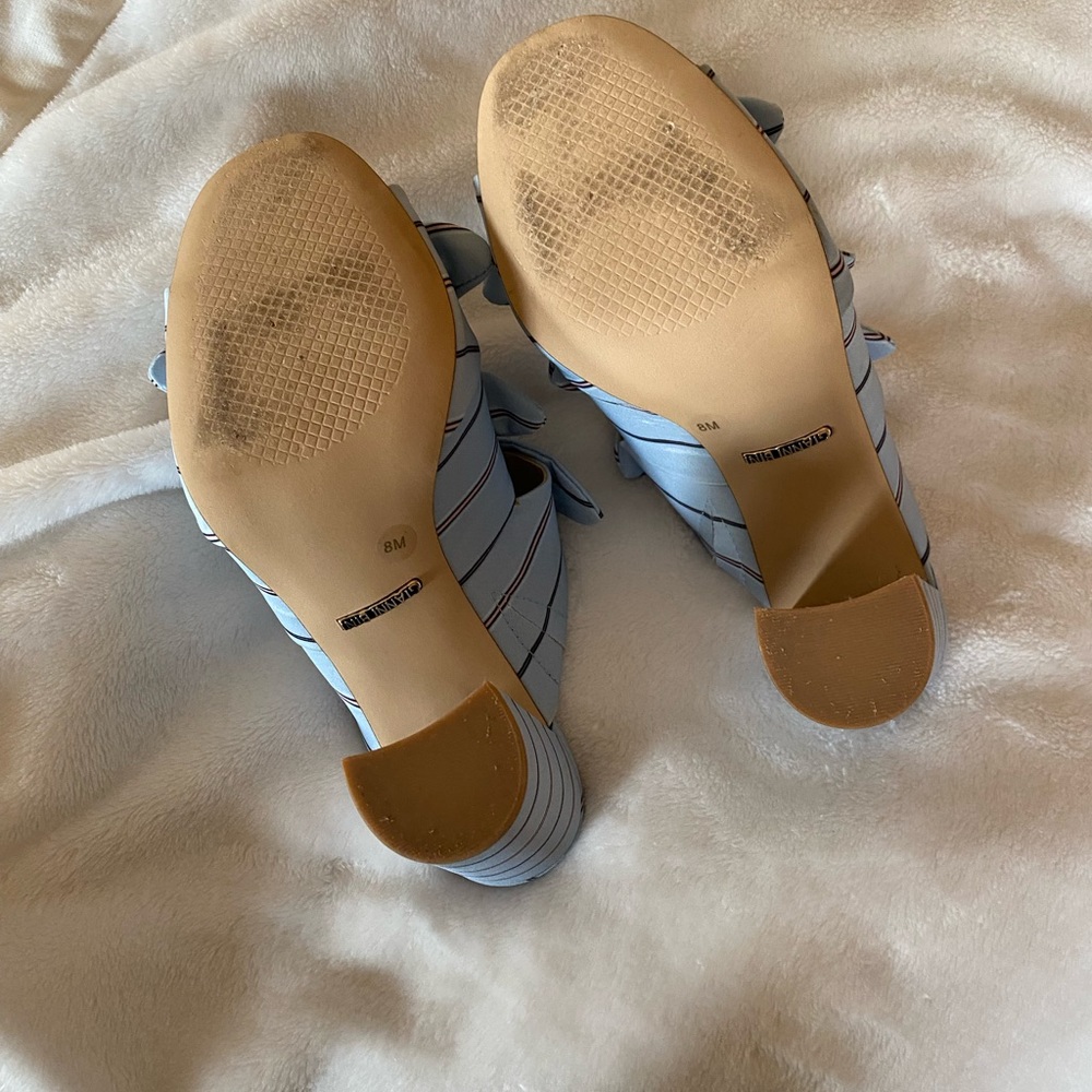 Gianni Bini Light Blue Striped Knot Block Heel Sandals - Picture 4 of 4